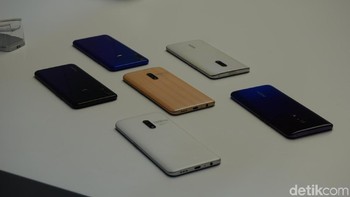 Soal kamera, ponsel ini juga tak main-main. Tertanam dual kamera belakang Realme X dengan masing-masing 48 MP (Sony IMX586) + 5 MP.  (Foto: detikINET/Devi Setya Lestari)
