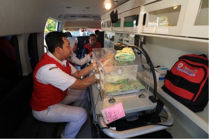 Tekan Angka Kematian Bayi, Pemkot Surabaya Sediakan Ambulans NETSS