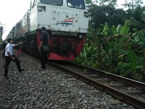 KA Mutiara Selatan Mogok Hampir 4 Jam di Manonjaya Tasikmalaya