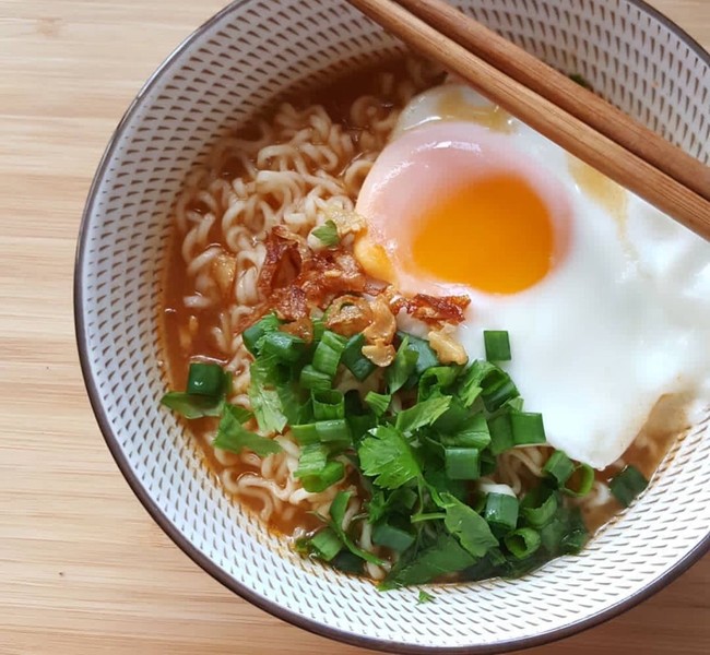 5 Topping Favorit Mie Instan Ini Bisa Ungkap Kepribadianmu