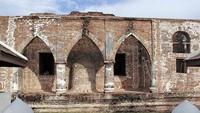Masjid yang dibangun dengan arsitektur bergaya campuran Eropa dan Timur Tengah ini pun menjadi saksi bisu insiden berdarah yang mengiringi krisis di Thailand Selatan. Dok. www.beautifulmosque.com.