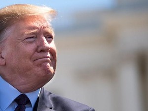 Lindungi Jaringan Komputer dari Musuh Asing, Trump Umumkan Darurat Nasional