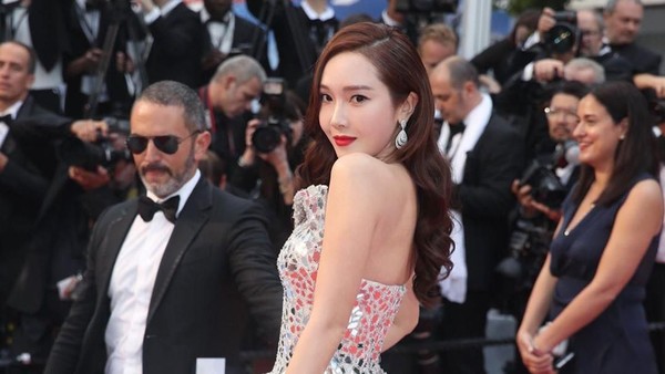 Transformasi Jessica Ex SNSD yang Disebut Kebanyakan Operasi Plastik