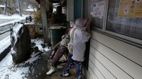 Tidak hanya boneka manusia dewasa, Ayano juga membuat boneka anak-anak untuk mengisi kelas dan menyusunnya di sekolah. Dia membuatnya seperti benar ada anak-anak yang sekolah di sana. (AFP/Kazuhiro Nogi)