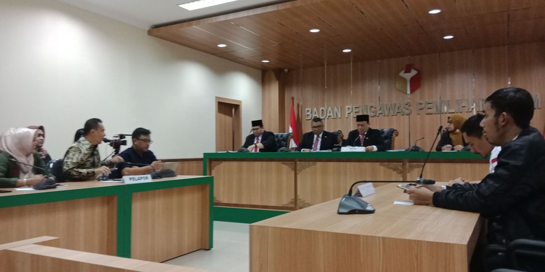 Bawaslu Beberkan Lembaga Belum Setor Laporan Dana dan Metodologi QC ke KPU Bawaslu Beberkan Lembaga Belum Setor Laporan Dana dan Metodologi QC ke KPU
