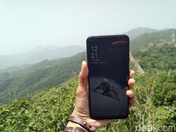 Aksi Realme X di Tembok Besar China