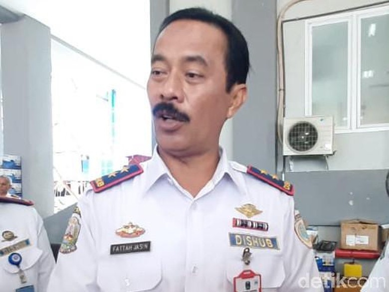 Angkutan Barang di Jatim Dilarang Melintas H-3 Hingga H+4 Lebaran Angkutan Barang di Jatim Dilarang Melintas H-3 Hingga H+4 Lebaran