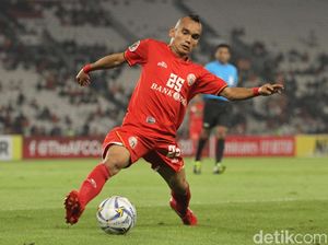 Terdesak, Persija pun Peras Tenaga Riko Simanjuntak