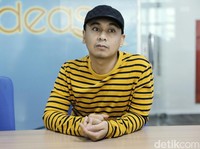 Idap Autoimun, Raditya Dika Harus Bolak-balik Singapura