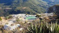 Formasi batuan mineral ini memiliki ketinggian sekitar 50-90 meter dari dasar lembahnya. (iStock)