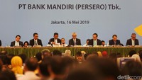RUPST menyetujui penyebaran dividen 45% dari laba bersih 2018. Diketahui tahun lalu Bank Mandiri mencatatkan laba bersih Rp 25 triliun. Dengan begitu, dividen yang dibagikan sebesar RP 11,25 triliun. Dividen per saham sebesar RP 241 per lembar. 