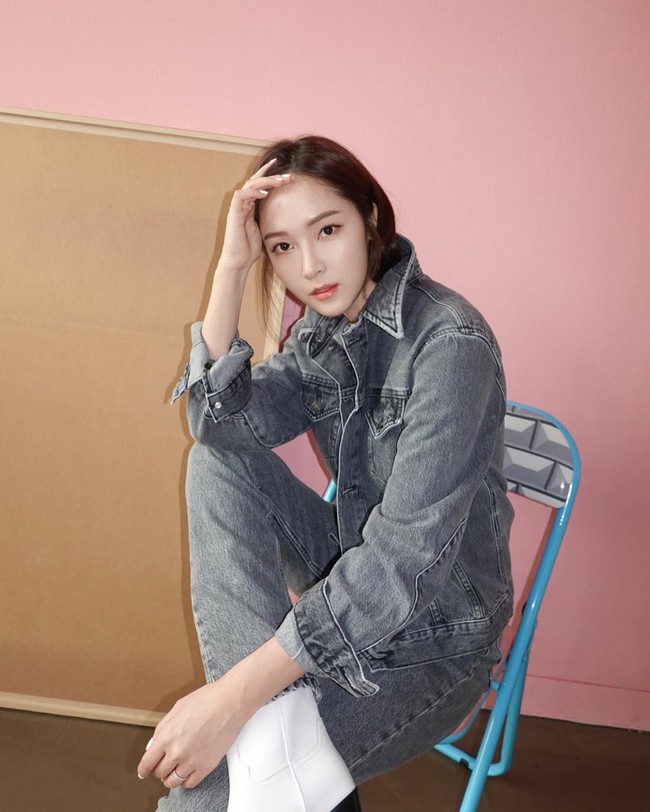 Banyak orang yang terkagum-kagum dengan kecantikan Jessica yang memiliki kulit yang super mulus bak porselen.  Foto: Instagram @jessica.syj