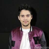 Mantan kekasih Prilly Latuconsina, Maxime Bouttier memiliki darah keturunan Prancis dari sang ayah. Sementara sang ibu merupakan orang Bali. Paras blasterannya itu tampak jelas di wajah Maxime. Foto: Ismail/detikFoto