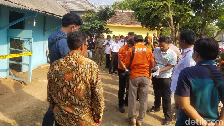 Seorang Nenek di Tuban Tewas di Rumahnya, Uang dan Perhiasan Raib Seorang Nenek di Tuban Tewas di Rumahnya, Uang dan Perhiasan Raib