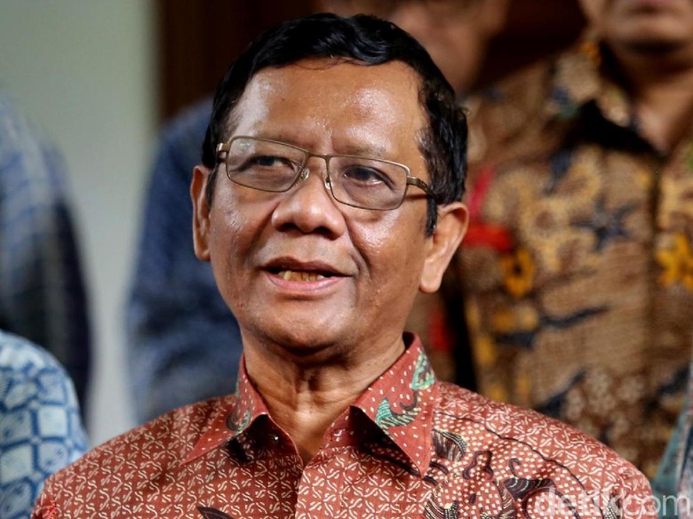 Mahfud MD: Benar 100% Istilah TSM Lahir dari Perkara Khofifah, tapi.. Mahfud MD: Benar 100% Istilah TSM Lahir dari Perkara Khofifah, tapi..