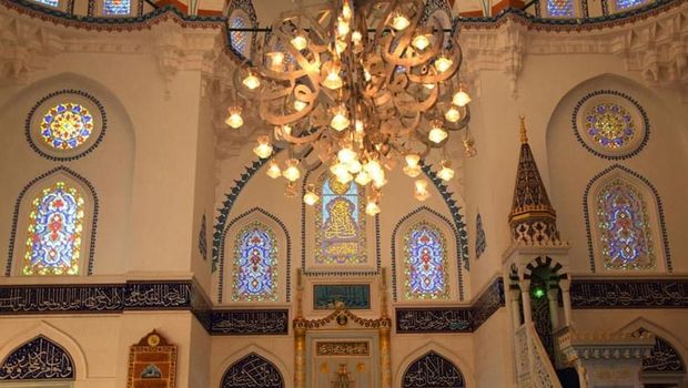 Penyebaran Islam tak berhenti di Jazirah Arab maupun Eropa. Di Asia Timur, meski tak jadi mayoritas, Islam berkembang cukup signifikan, salah satunya di Jepang.