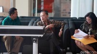 Agus sebelumnya tak memenuhi panggilan KPK pada Selasa (7/5) lalu. Tak ada keterangan terkait penyebab tidak hadirnya Agus.