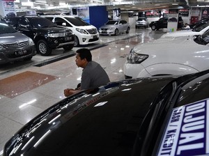 Tiket Mudik Mahal Mending Kredit Mobil, Benar atau Salah? (1)