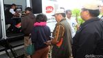 Deputi BI dan Sekda DKI Cek Penukaran Uang di Monas