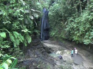 Foto: Curug Kaliurip, Destinasi Seru untuk Ngabuburit di Purworejo