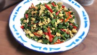 Hanya menggunakan dua bahan. Kacang panjang dan telur, enak dimasak dengan paduan bumbu gurih. Foto: Instagram@doctordailykicthen