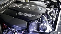 BMW M850i dibekali mesin V8 bertenaga 530hp.
