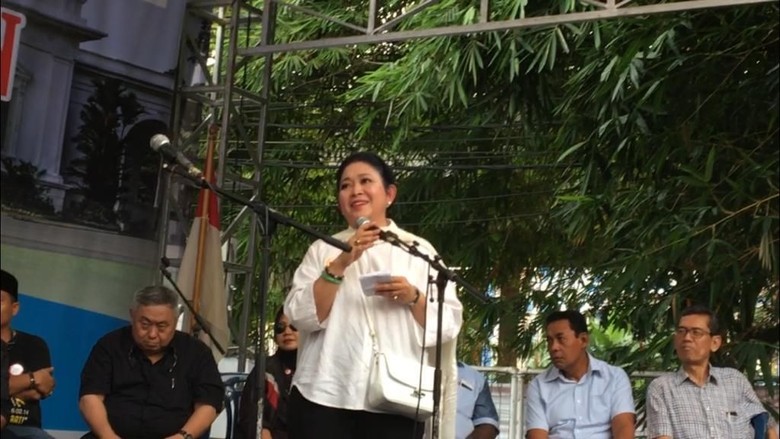 Massa Pro-Prabowo Gelar Aksi Diskualifikasi Jokowi pada 20-22 Mei Massa Pro-Prabowo Gelar Aksi Diskualifikasi Jokowi pada 20-22 Mei