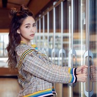 Hannah debut sebagai aktris lewat serial Ti Amo Chocolate yang rilis pada 2012. Dalam serial yang dibintangi Vaness Wu tersebut, ia mendapatkan peran kecil. Foto: Instagram/@hannah_quinlivan