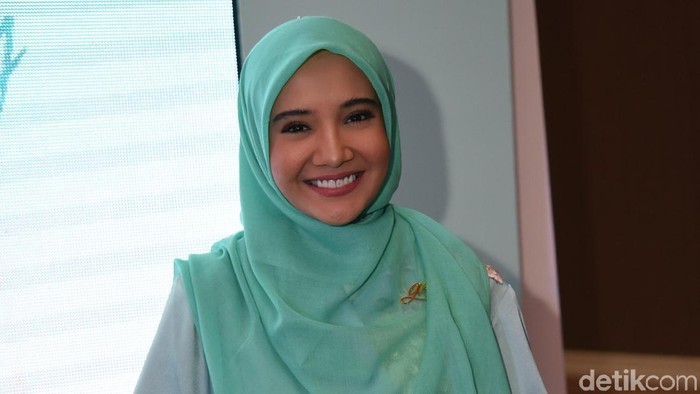 Berburu Baju Lebaran Artis dari Shireen Sungkar hingga 