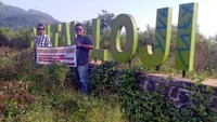 Selain kondisi sampah, kawasan Pantai Loji juga tidak terawat dengan baik. Mulai dari marking atau penanda kawasan yang penuh coretan tangan-tangan iseng hingga banyaknya ilalang atau semak-semak yang terkesan dibiarkan. Foto: Istimewa.