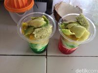 Legit dan Segar, Berbuka Puasa dengan Es Sirup Legendaris Ciamis