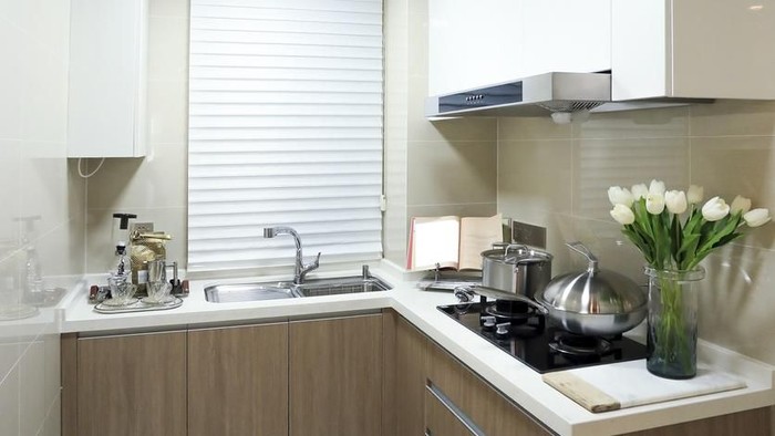 Clean and tidy kitchen