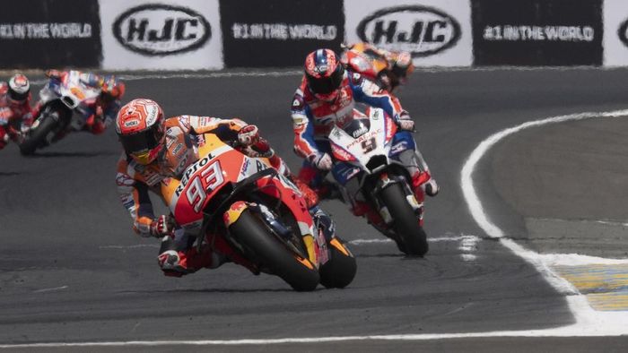 Marc Marquez memimpin posisi start MotoGP Prancis, yang bisa ditonton live streamingnya di detikSport (Mirco Lazzari gp / Getty Images) Marc Marquez memimpin posisi start MotoGP Prancis, yang bisa ditonton live streamingnya di detikSport (Mirco Lazzari gp / Getty Images)