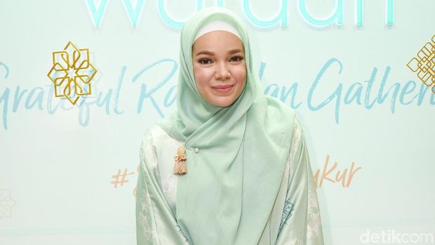 Dewi Sandra saat ditemui di kawasan Sudirman.