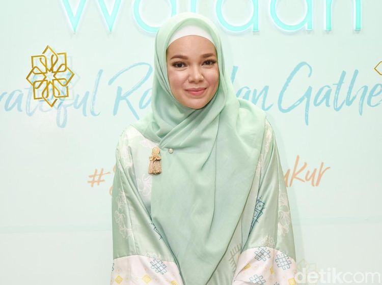 Kenang Masa Lalu, Dewi Sandra: Saya Ini Berdosa