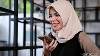Ia melepas rindunya karena Ramadhan ini Dinar tak bisa bertemu dengan orang tuanya.