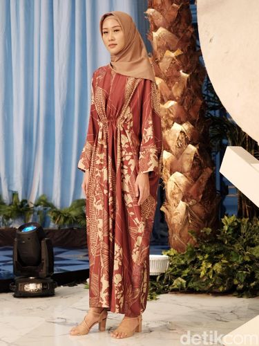 Tips Sukses Berbisnis Fashion Bareng Sahabat Tanpa Drama