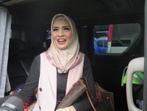 Tips Wajah Nggak Cepat Keriput Ala Donita Tanpa Perlu Botox-Oplas