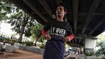 Potret Anak Punk Ngaji di Kolong Flyover Tebet
