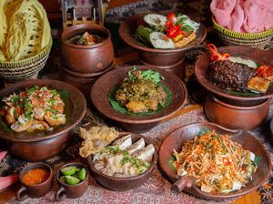 Di Sini Ada Itik Lado Ijo dan Nasi Bakar Kecombrang Sedap Untuk Berbuka Puasa