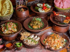 Di Sini Ada Itik Lado Ijo dan Nasi Bakar Kecombrang Sedap Untuk Berbuka Puasa