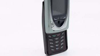 7650 juga ponsel pertama Nokia dengan kapabilotas Multimedia Messaging Service (MMS). Juga ada koneksi bluetooth dan GPRS yang waktu itu masih langka ada di ponsel. Foto: istimewa