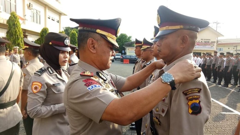 Tidak Jadi Dilantik Sebagai Kapolsek, AKP Aditia Akan Dapat Reward Tidak Jadi Dilantik Sebagai Kapolsek, AKP Aditia Akan Dapat Reward