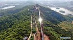 Jembatan Kaca Ini Bisa Tampung 2.600 Orang Sekaligus, Berani Coba?