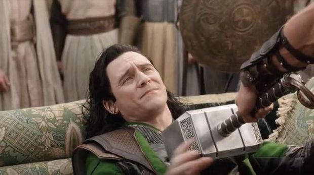 Momen Terbaik Mjolnir Pamer Kekuatan di MCU