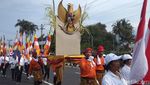 Ribuan Orang Ikuti Kirab Waisak di Candi Borobudur