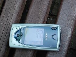 Nokia 7650, Ponsel Legendaris yang Bertabur Inovasi