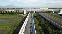 Jika tak ada halangan, jalur kereta menuju Bandara Adi Soemarmo direncanakan bulan September sudah bisa digunakan. Pool/PT Wijaya Karya (Persero) Tbk.