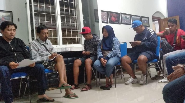 Aremania Surati PSSI dan Panpel PSS Klarifikasi Soal Kericuhan Aremania Surati PSSI dan Panpel PSS Klarifikasi Soal Kericuhan