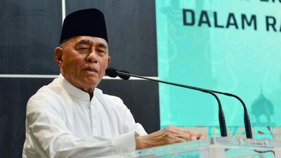 Menhan Bicara Bela Negara pada Alumni Universitas Sriwijaya